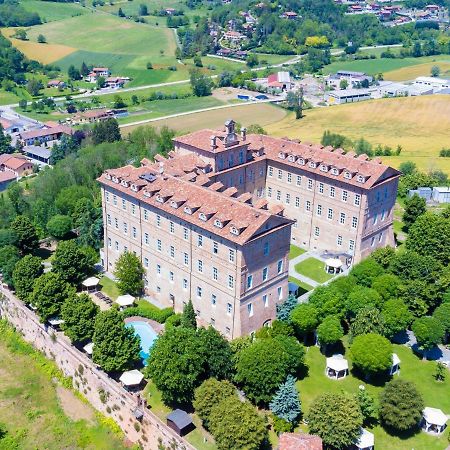 Montaldo Castle & Resort Montaldo Torinese Buitenkant foto